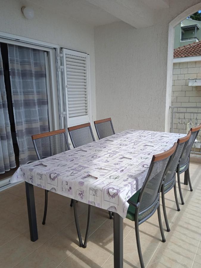 Apartment Davor Gradac  Bagian luar foto
